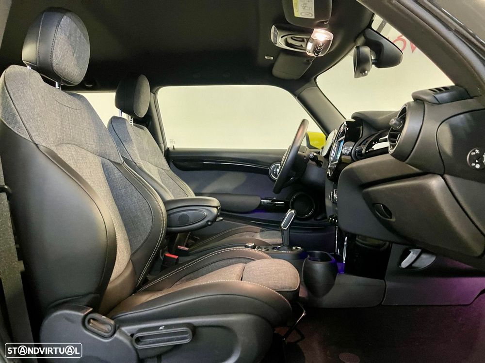 MINI 3 Portas Cooper SE Classic - 17