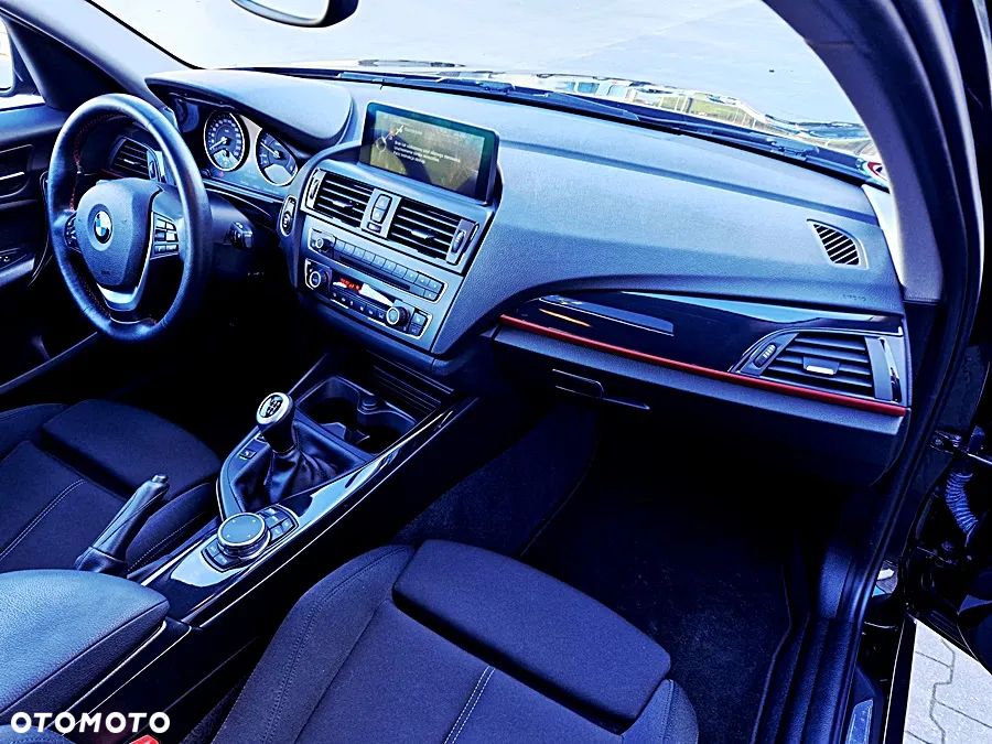 BMW Seria 1 118d xDrive Sport Line - 28