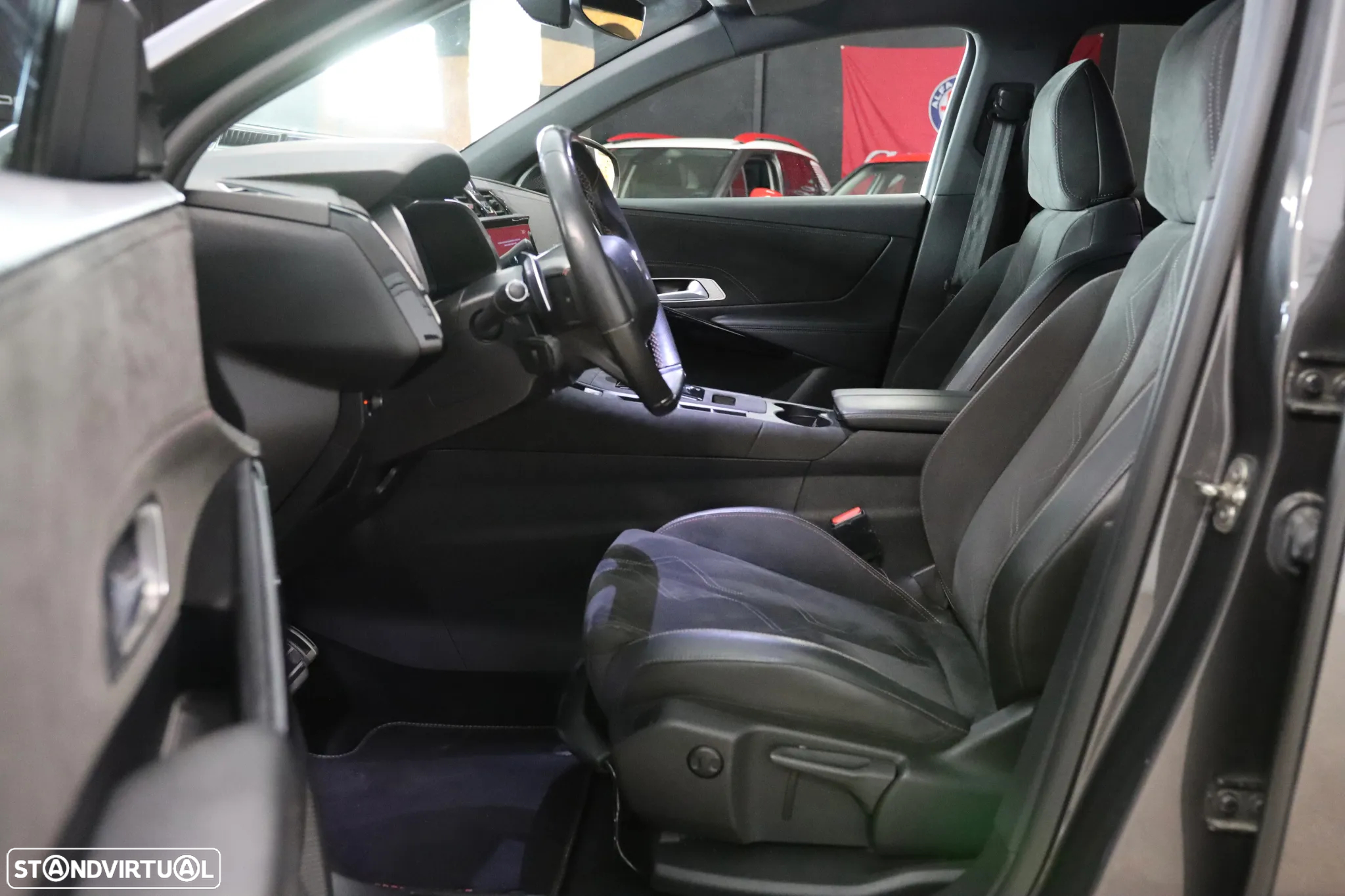 DS DS7 Crossback 1.5 BlueHDi Performance Line EAT8 - 8