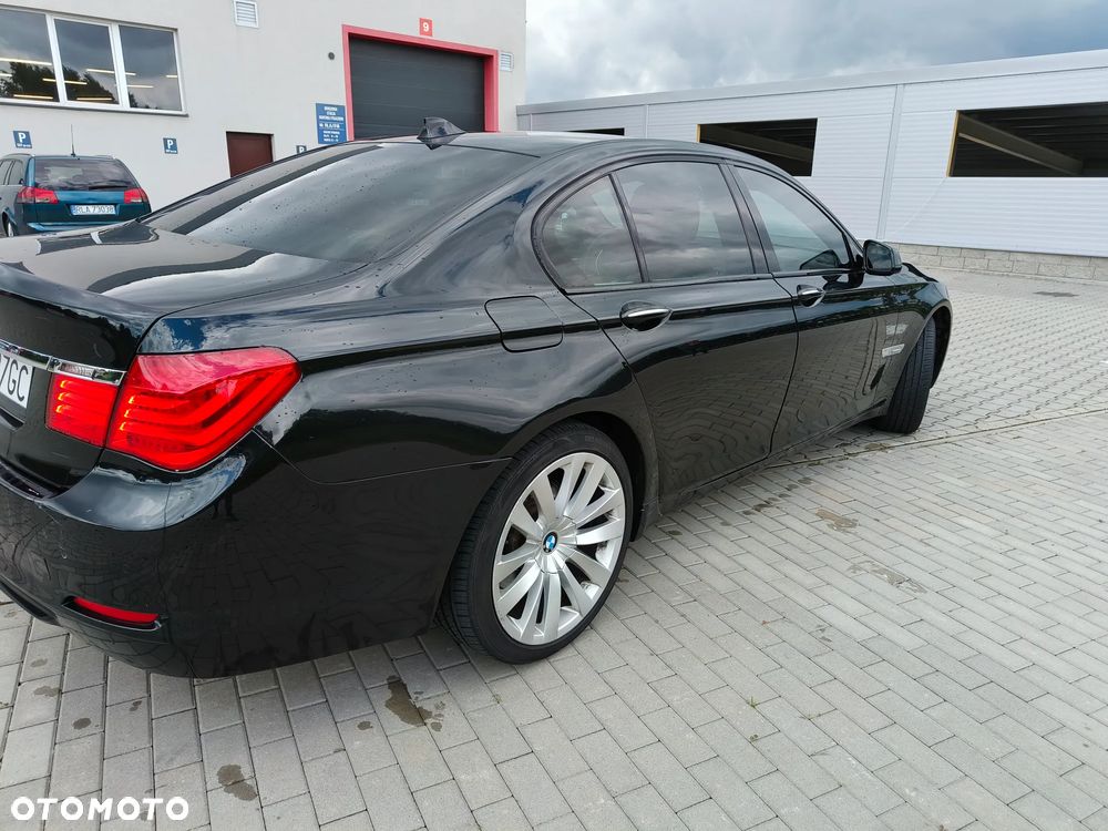BMW Seria 7 730d - 4