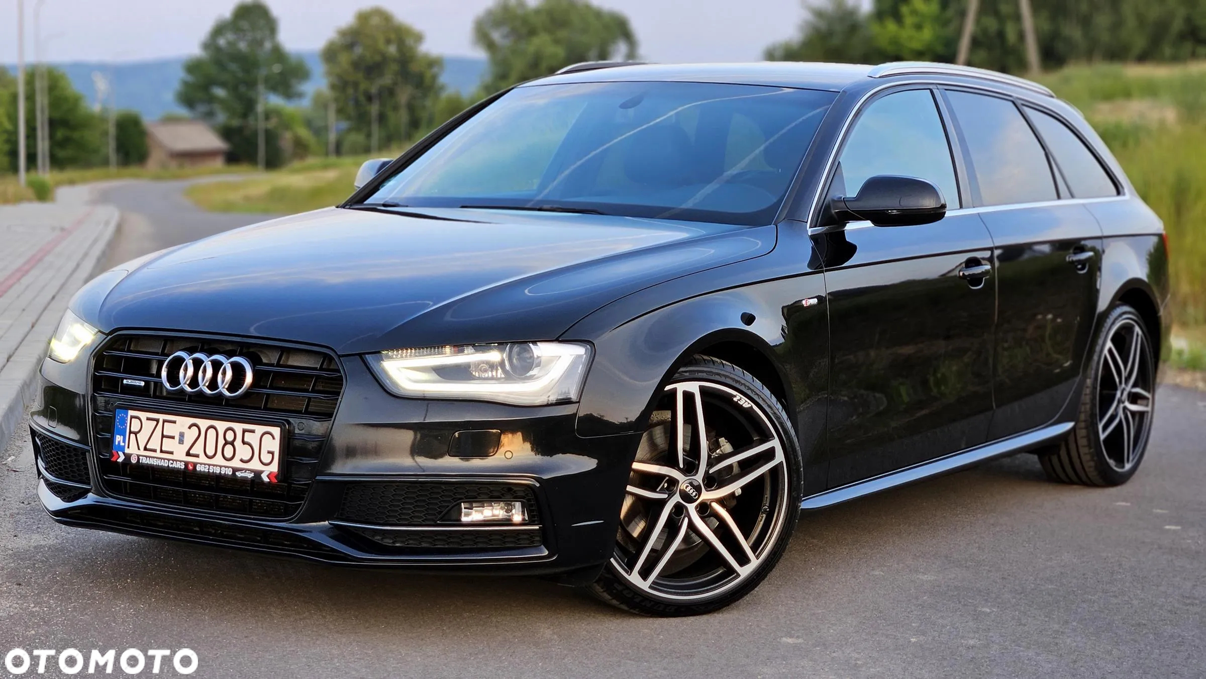 Audi A4 Avant 2.0 TDI DPF quattro S tronic S line Sportpaket - 13