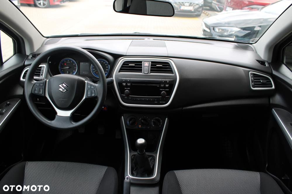 Suzuki SX4 S-Cross - 13