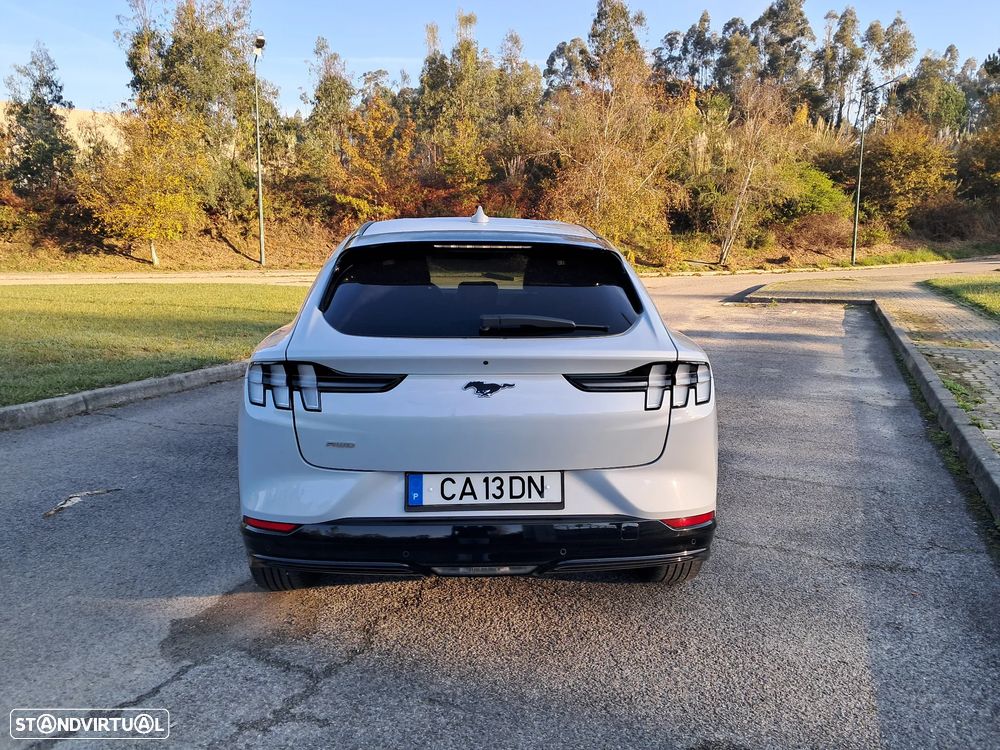 Ford Mustang Mach-E Premium - 6