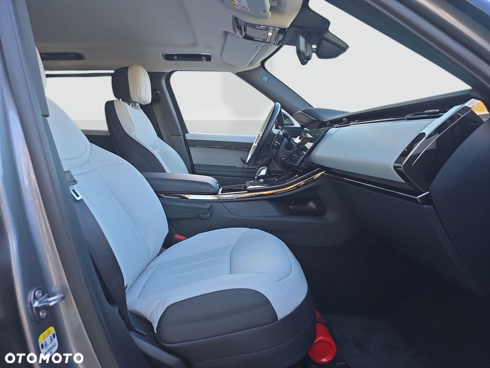 Land Rover Range Rover Sport - 18