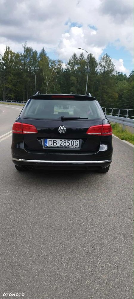 Volkswagen Passat 2.0 TDI Comfortline - 6