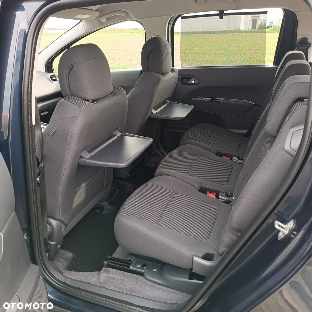 Peugeot 5008 e-HDI FAP 115 EGS6 Stop&Start Active - 6