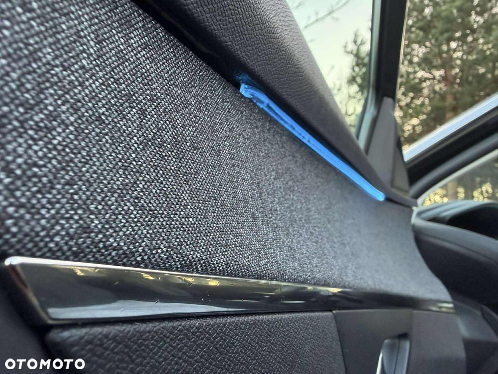 Peugeot 3008 1.6 BlueHDi Allure S&S - 24