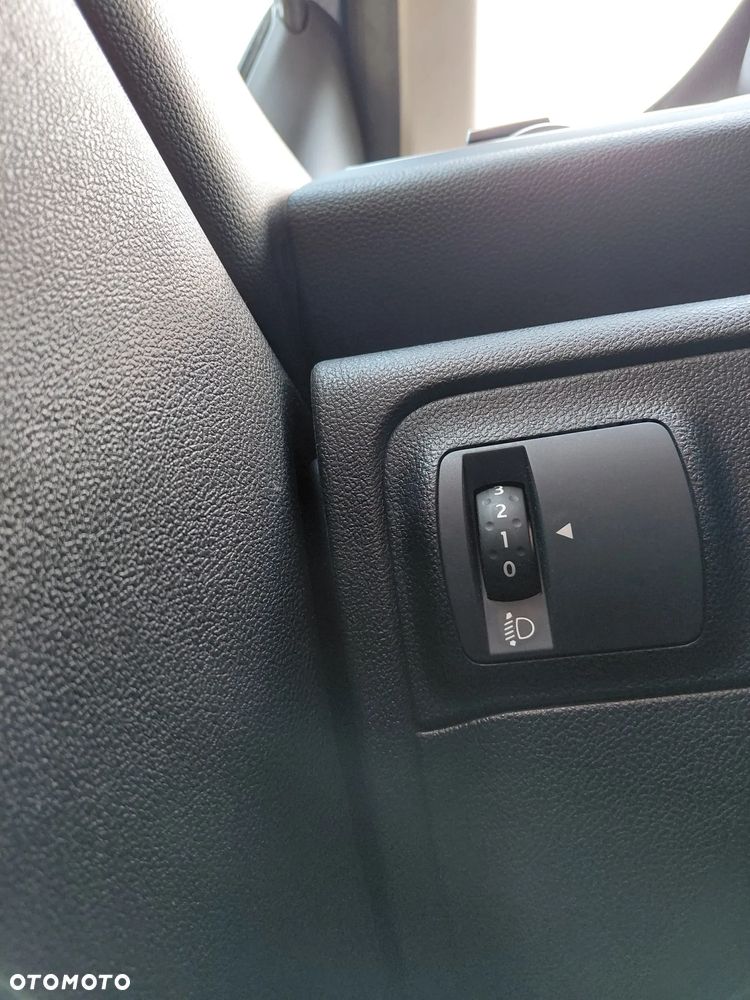 Renault Megane 1.3 TCe FAP Winter Edition - 14