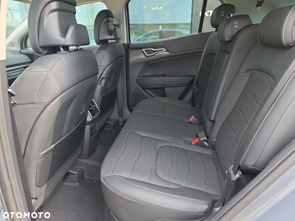 Kia Sportage 1.6 T-GDI HEV L 4WD - 11