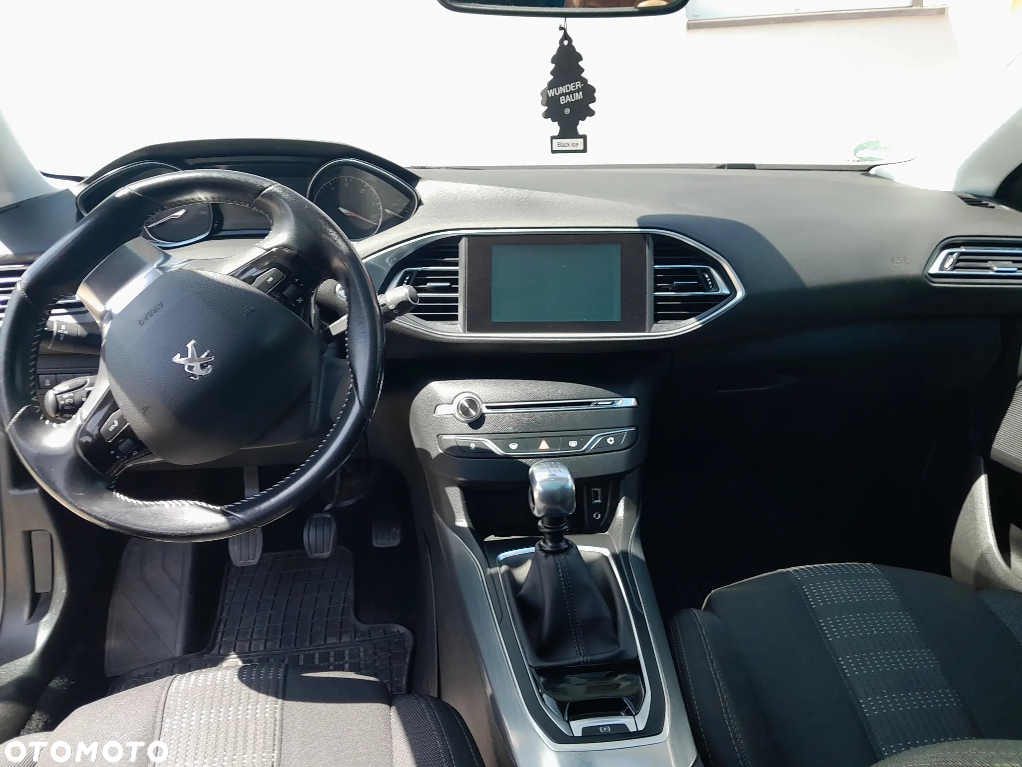 Peugeot 308 - 13