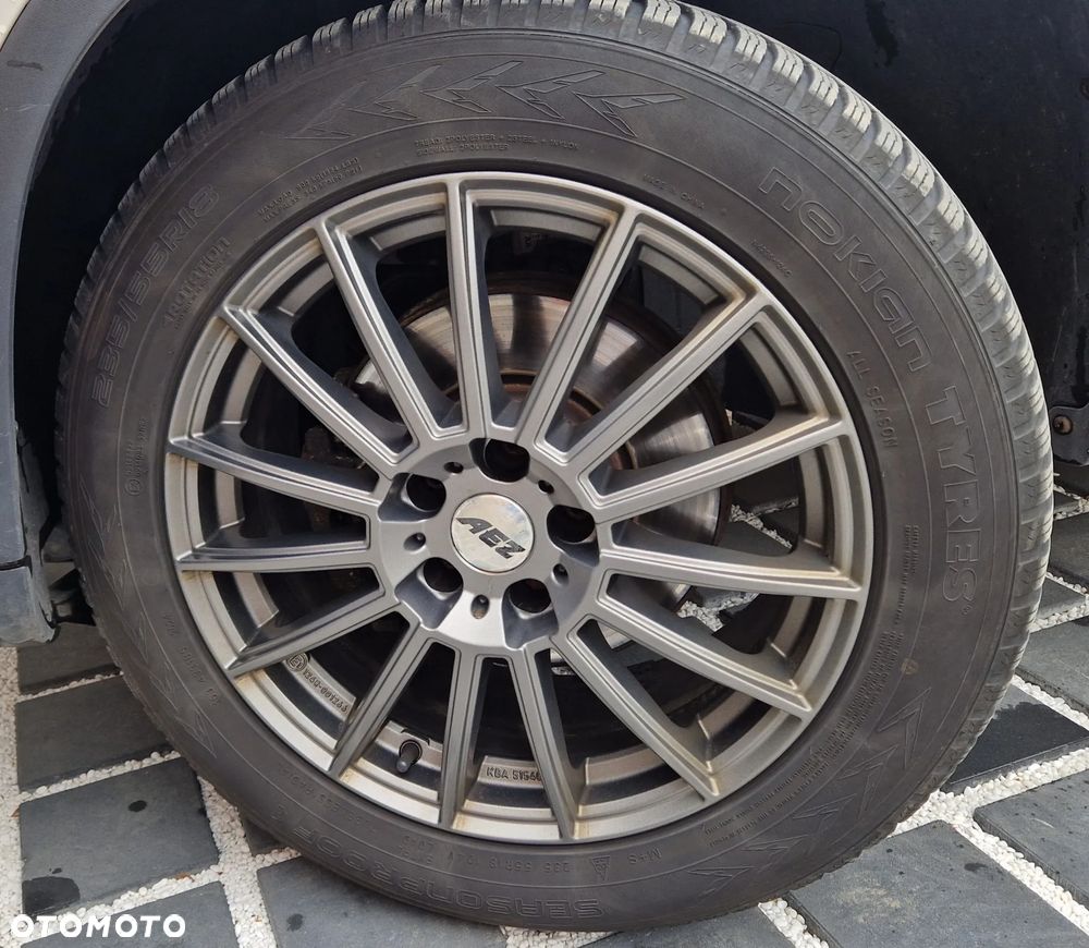 Volkswagen Tiguan - 6