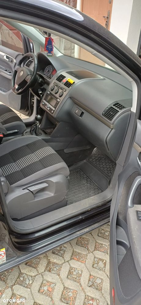 Volkswagen Touran 1.6 United - 15