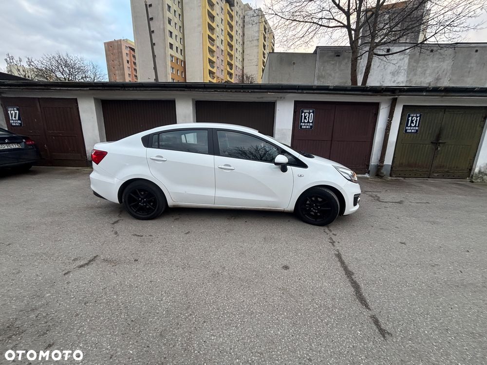 Kia Rio 1.4 M - 2