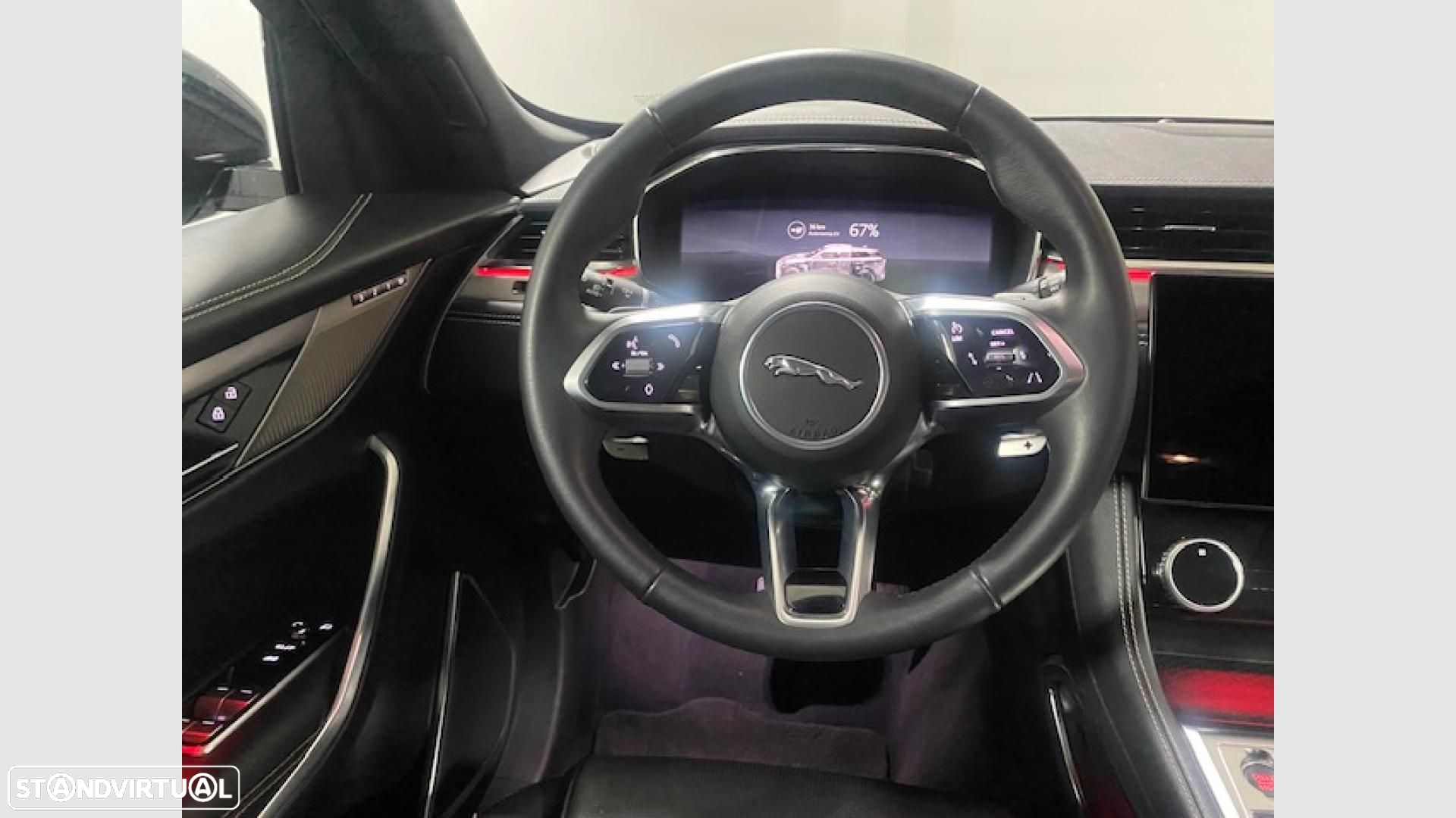 Jaguar F-Pace 2.0 P400e AWD R-Dynamic S - 7