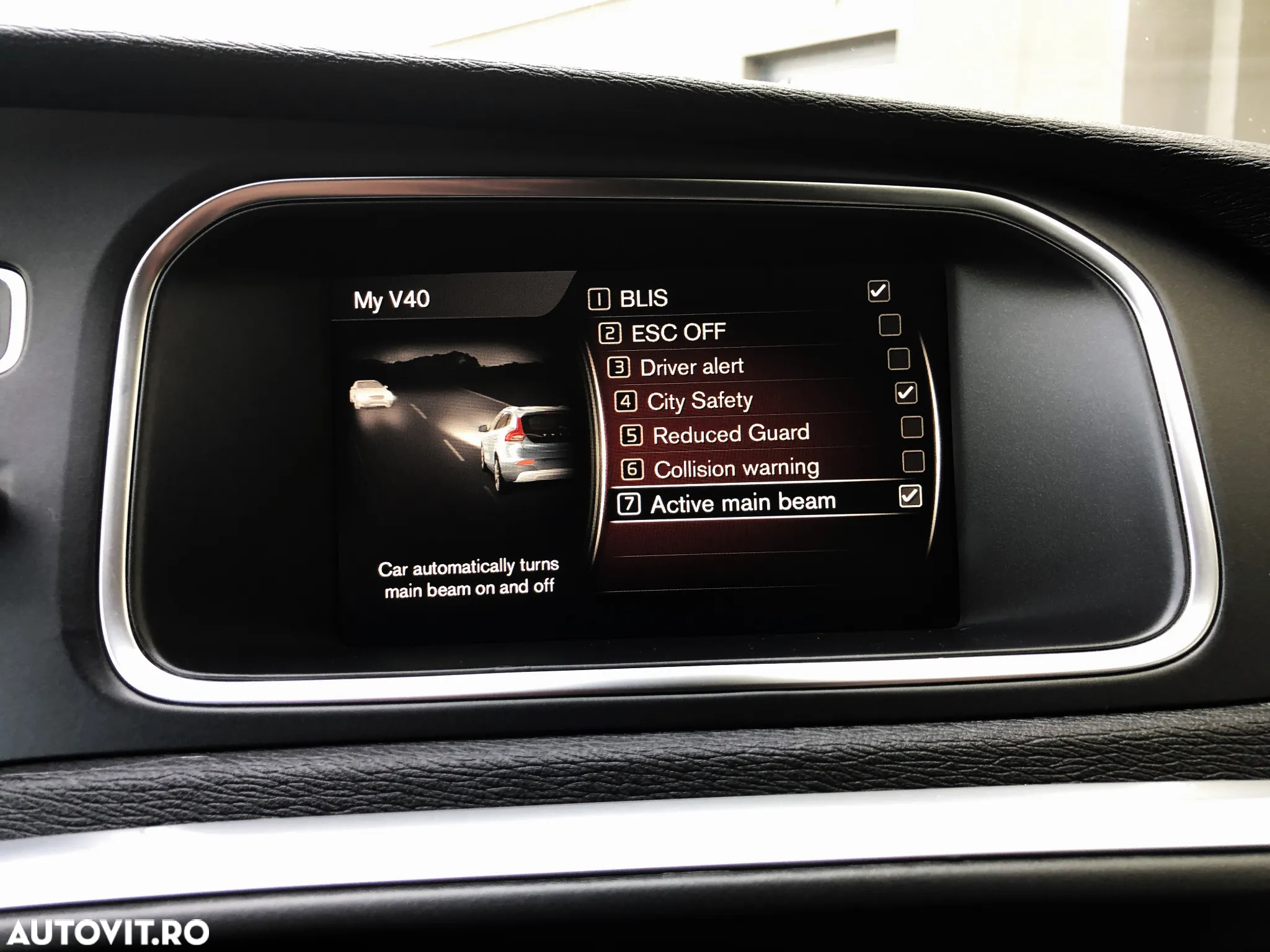 Volvo V40 Cross Country D2 Geartronic Summum - 23