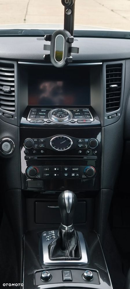 Infiniti QX70 3.0d S Premium - 13