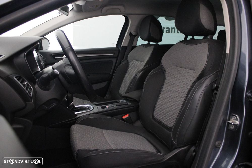 Renault Mégane 1.6 Plug-In Intens - 24