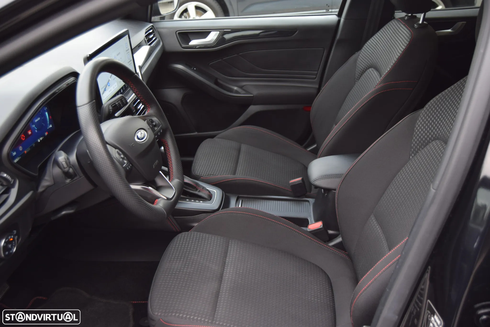 Ford Focus 1.0 EcoBoost MHEV ST-Line X Aut. - 8