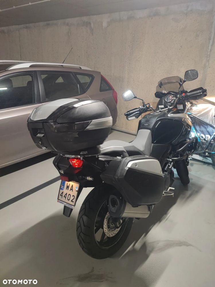 Suzuki V-STROM - 20