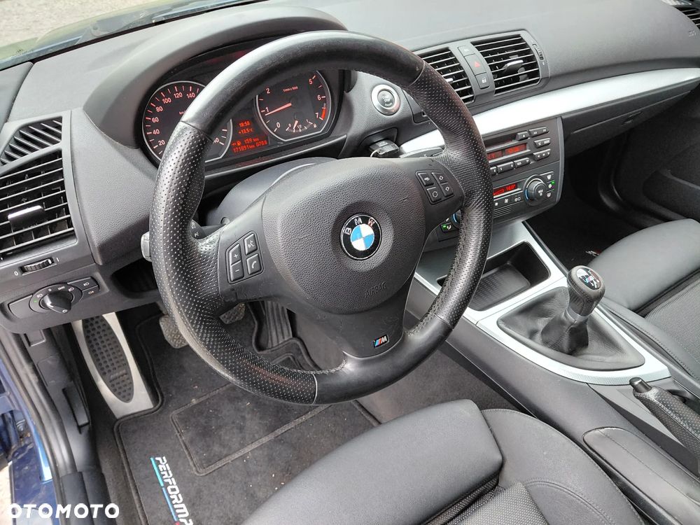 BMW Seria 1 - 24