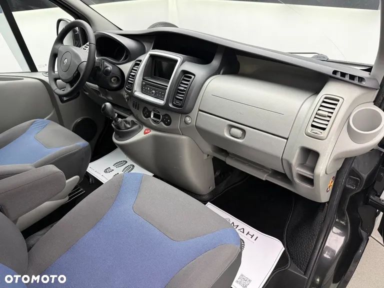Renault Trafic ver-2-0-dci-115-fap-grand-combi-l2h1-expression - 17