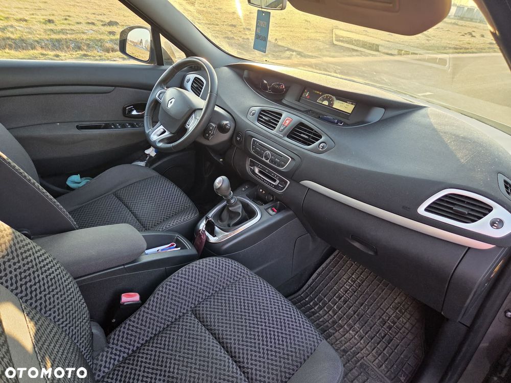 Renault Scenic - 6