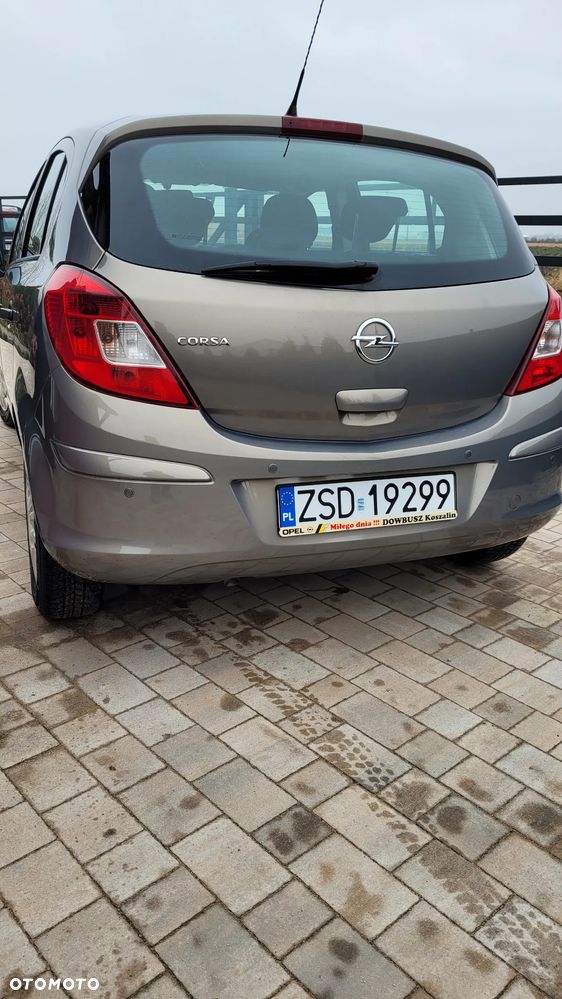 Opel Corsa - 4