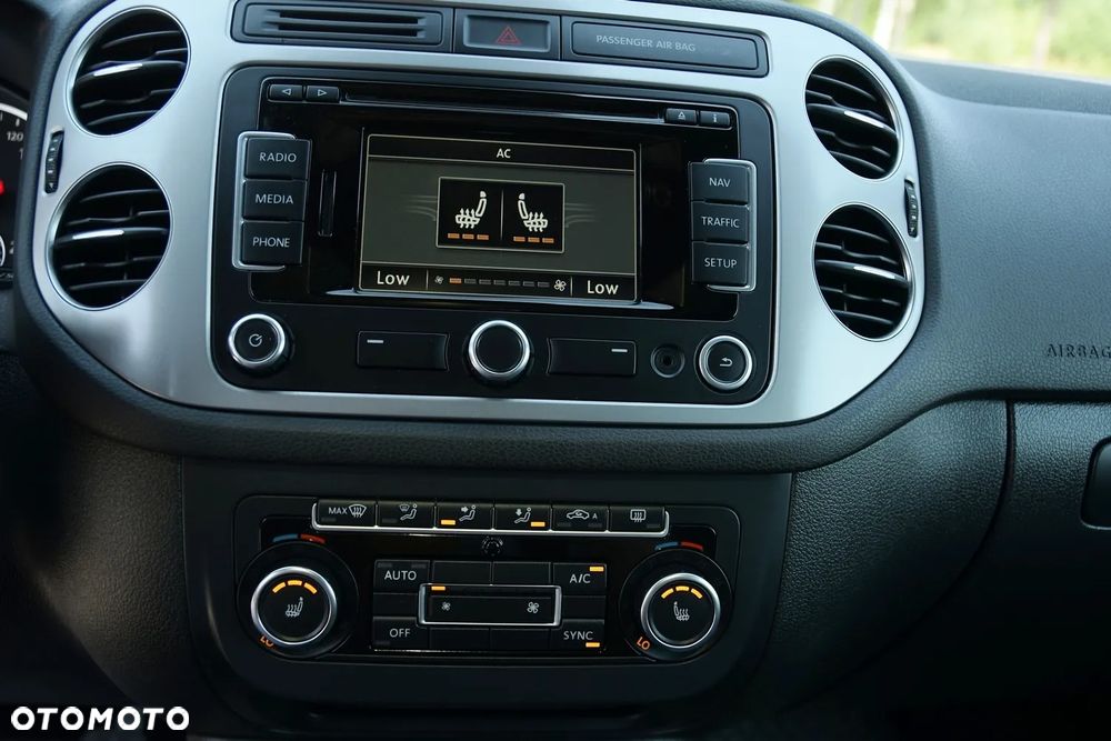 Volkswagen Tiguan 2.0 TDI DPF BlueMotion Technology Life - 34