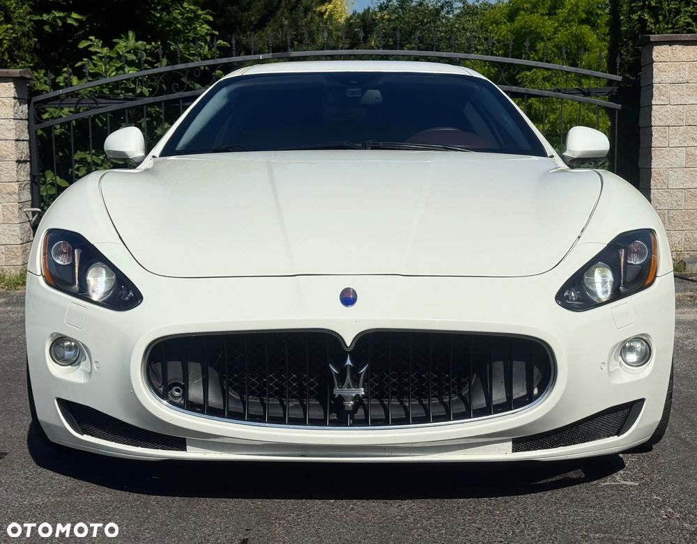 Maserati GranTurismo S Automatik - 17