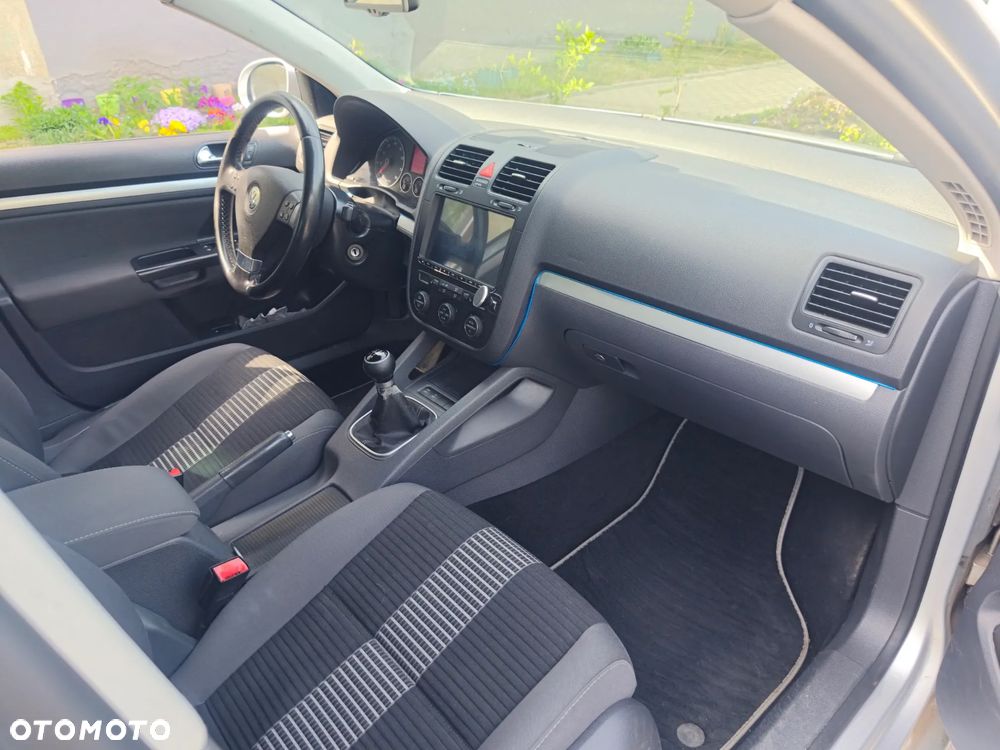 Volkswagen Jetta 1.6 United - 10