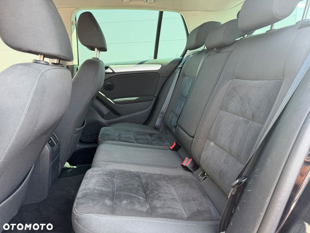 Volkswagen Golf - 17