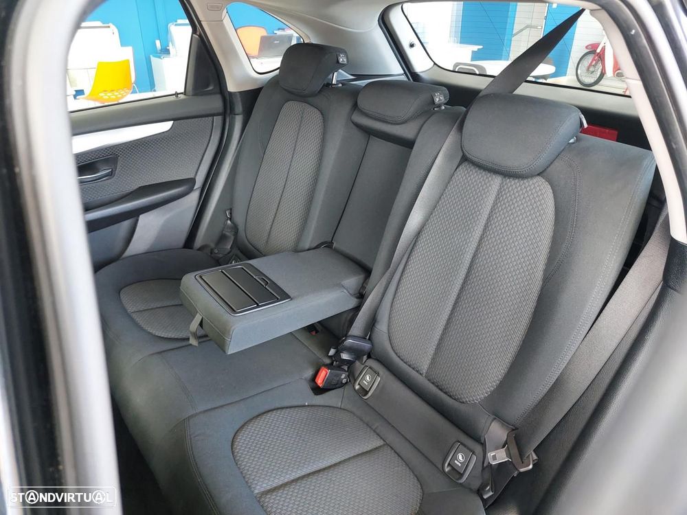 BMW 225xe Active Tourer Advantage - 11