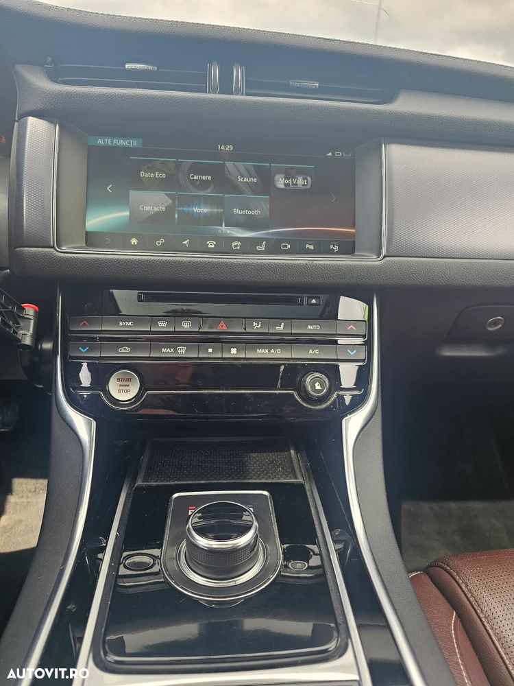 Jaguar XF 20d Aut. R-Sport - 12