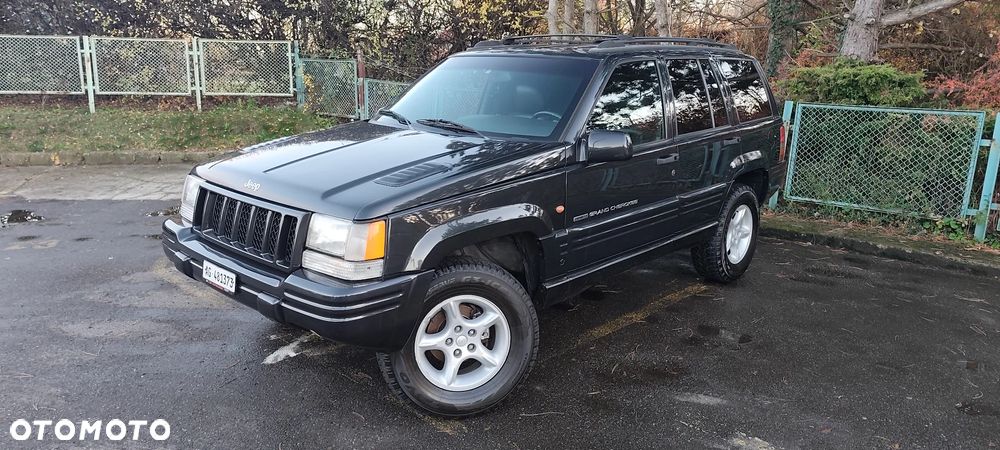 Jeep Grand Cherokee - 17