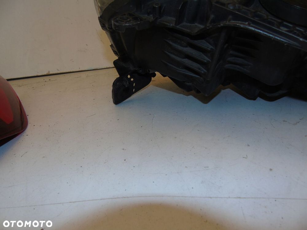 Citroen C5 III lampa prawa 9672694080 - 5