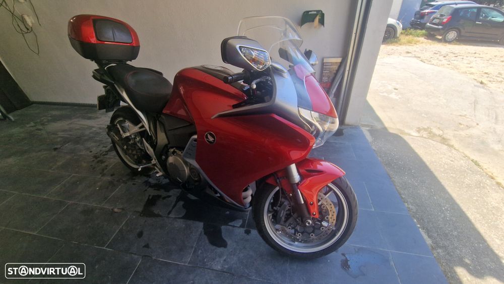 Honda VFR VFR 1200 F - 5