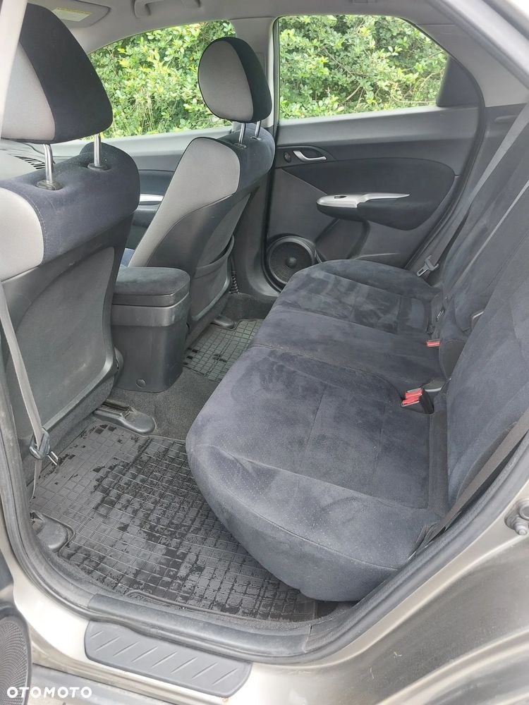 Honda Civic 1.4 Base - 9