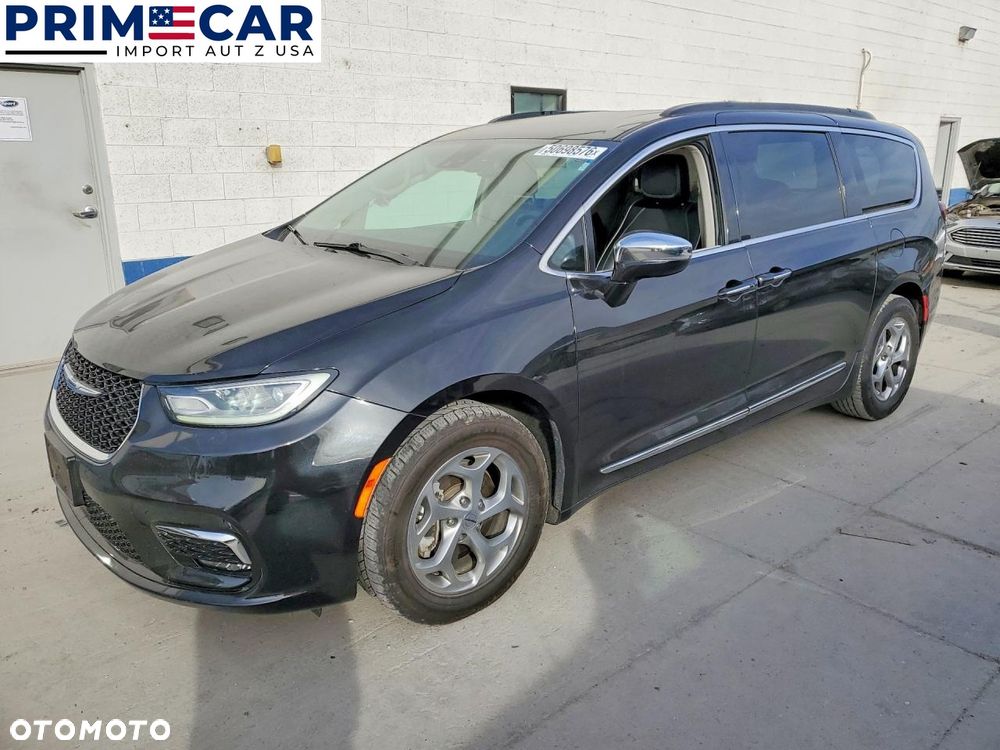 Chrysler Pacifica - 1