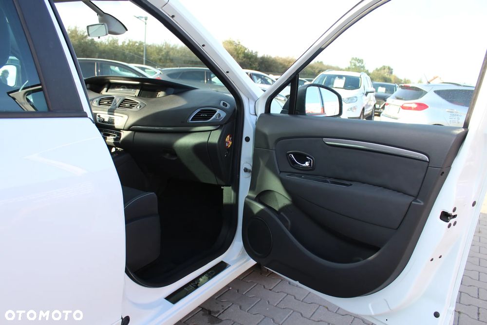 Renault Scenic - 37