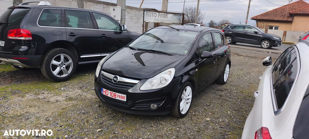 Opel Corsa 1.3 CDTI Cosmo - 2