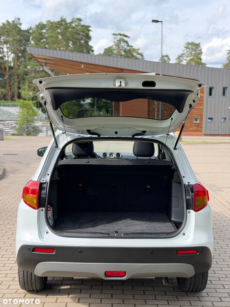 Suzuki Vitara 1.6 DDiS (4x4) Allgrip Comfort+ - 11