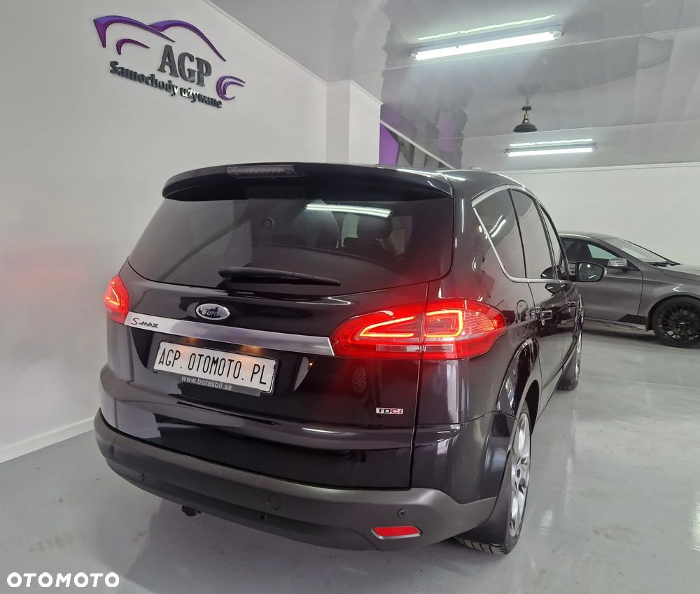 Ford S-Max - 14