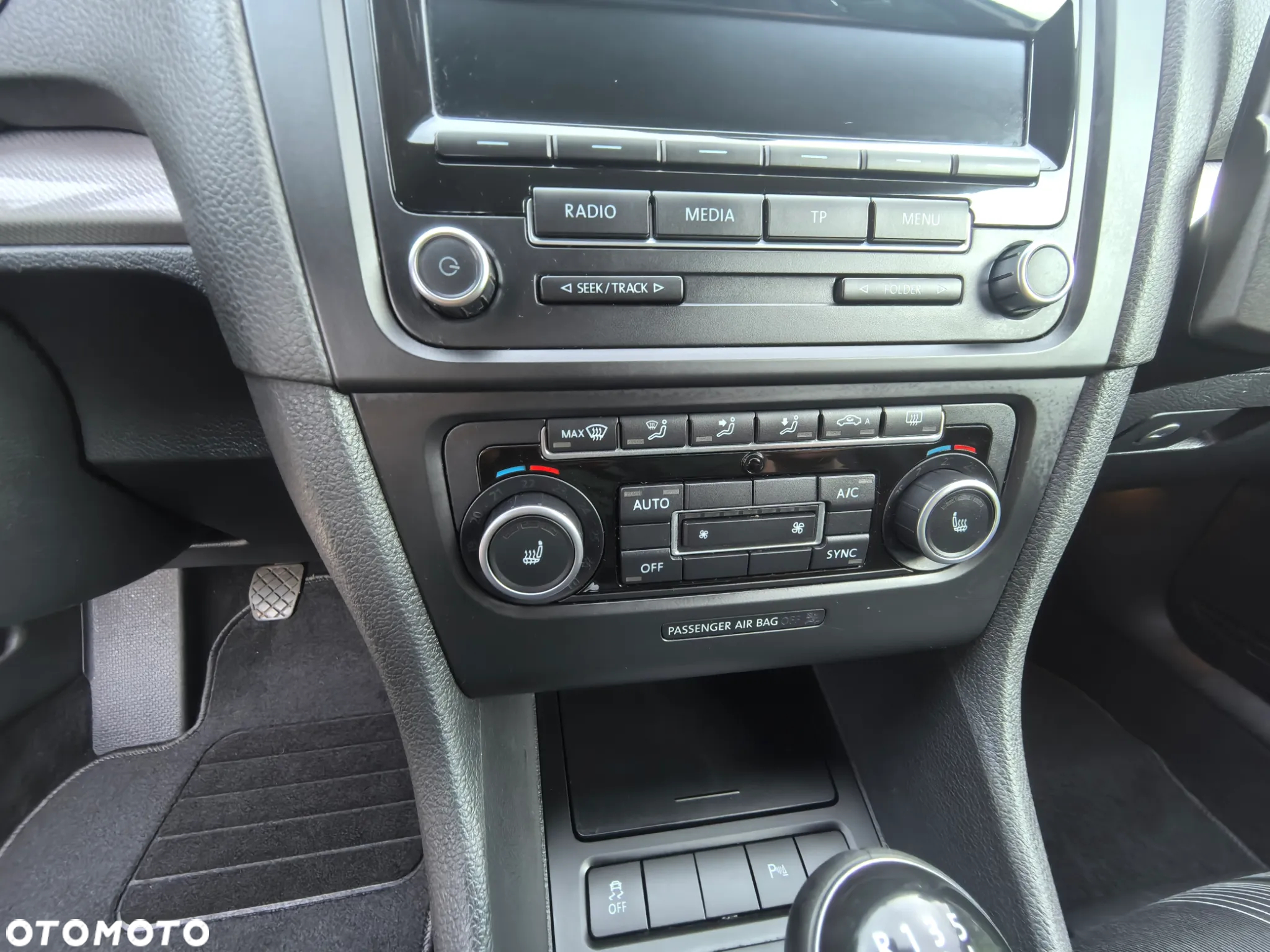 Volkswagen Golf - 26