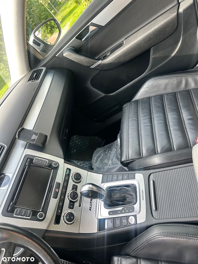 Volkswagen Passat Alltrack - 19