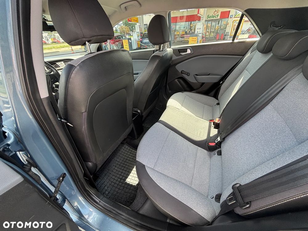 Hyundai i20 1.2 BlueDrive Comfort - 13