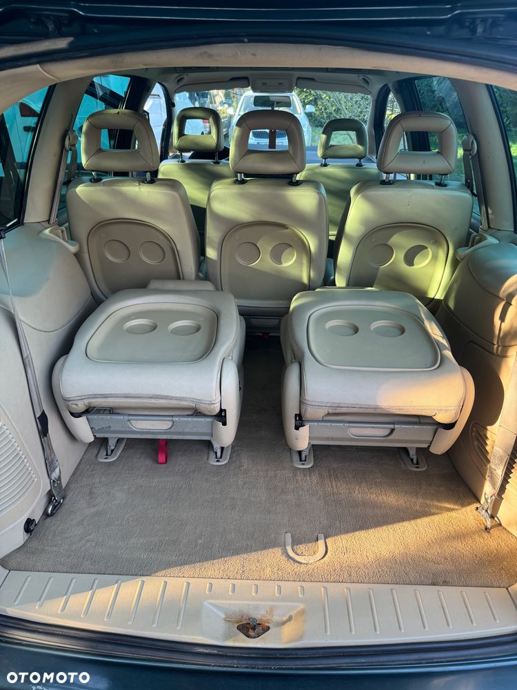 Volkswagen Sharan - 7