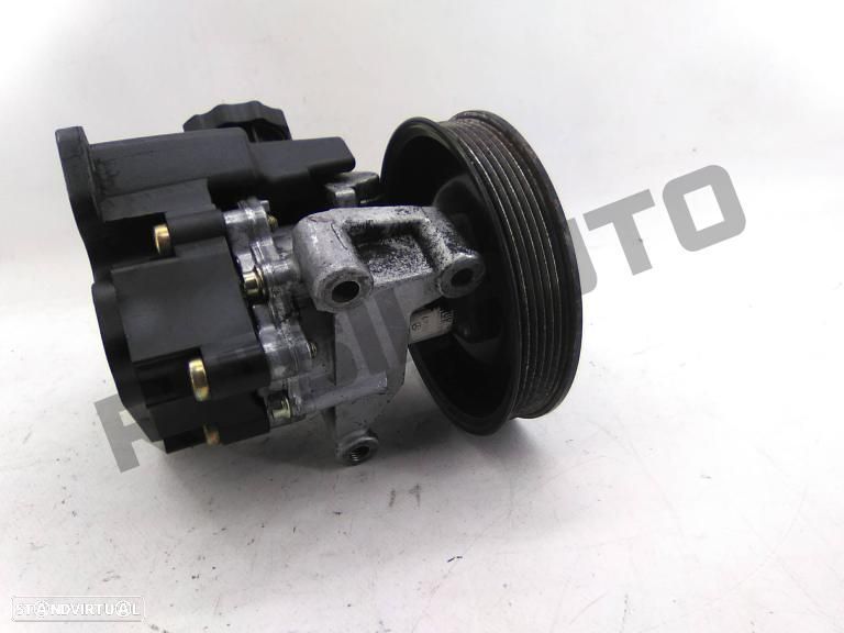 Bomba Direcção Assistida 00246_67501 Mercedes Sprinter I 4-t [1 - 4