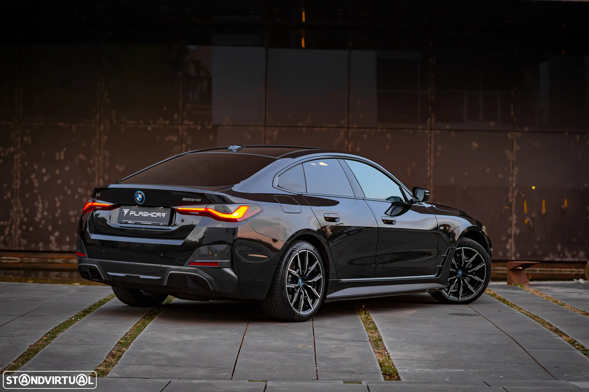 BMW i4 eDrive40 Pack Desportivo M - 18