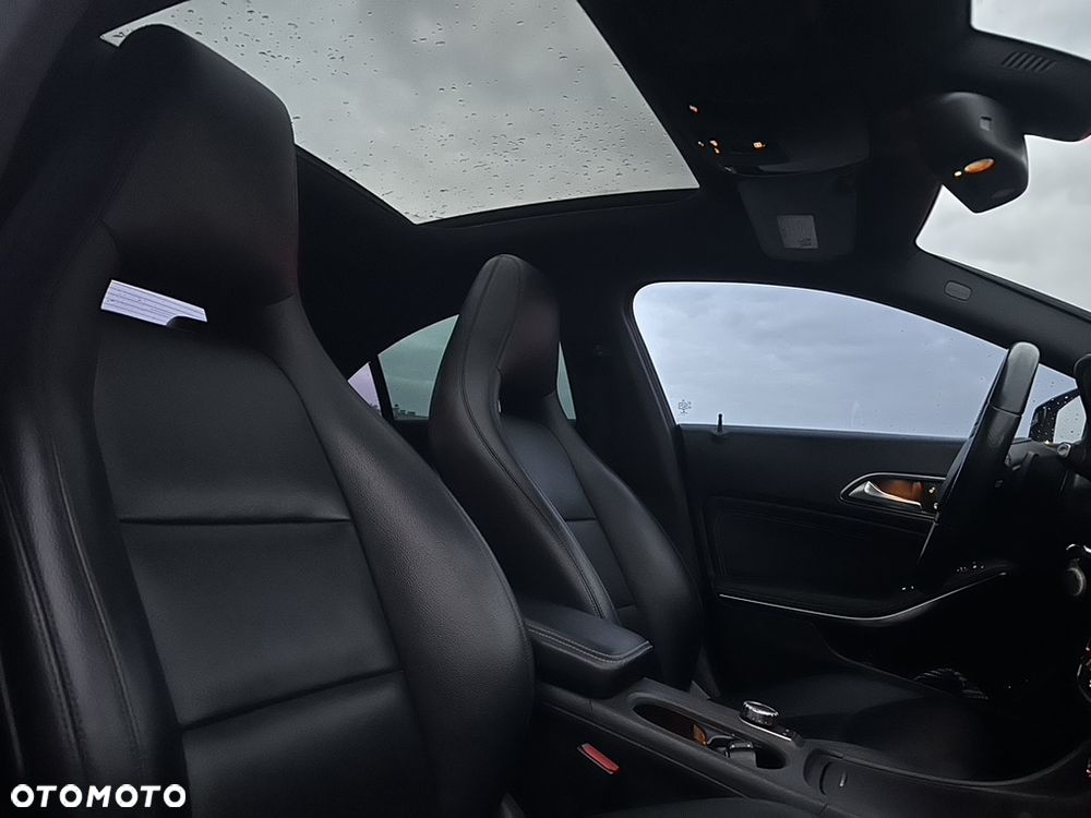 Mercedes-Benz CLA 250 7G-DCT AMG Line - 6