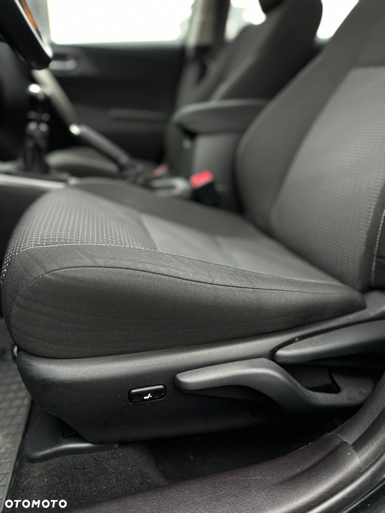 Toyota Auris 1.6 Premium - 17